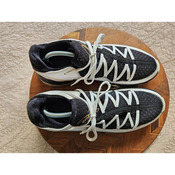 Nike React LeBron Men's XV1117 Low White Metallic Gold Basketball Sneakers, 12 - Picture 3 of 16